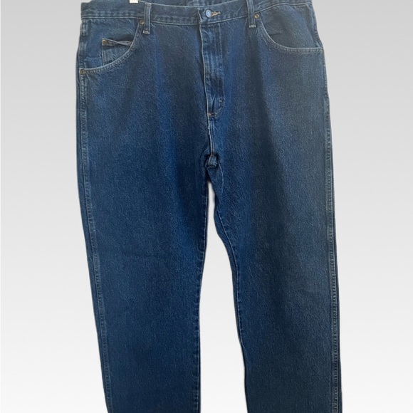 Wrangler Other - Wrangler Men's Deep dark Blue  Jeans size 40X 32